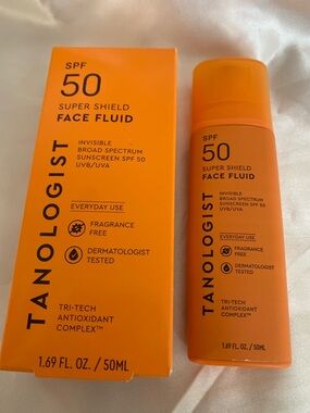 Tanologist SPF 50 Super Shield Face Fluid - Orange